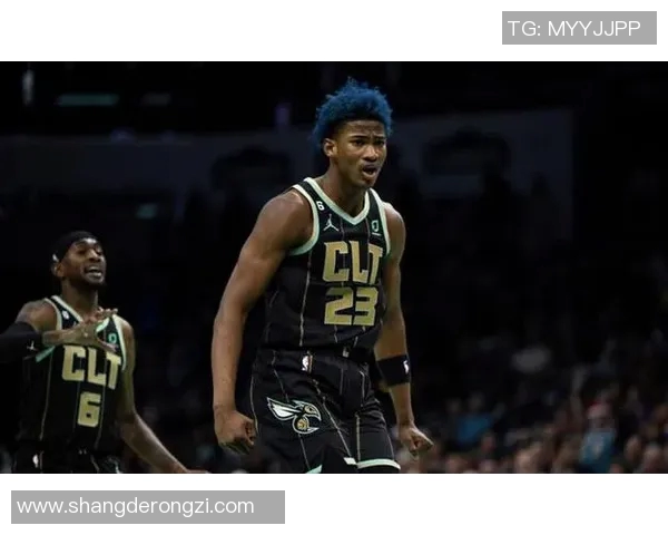 76人对阵黄蜂的精彩对决回顾与分析11月赛季亮点与球员表现 76人对阵黄蜂的精彩对决回顾与分析11月赛季亮点与球员表现