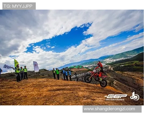 重庆篮球队在耐力排行榜中荣登第三名展现出色竞技状态与团队精神 重庆篮球队在耐力排行榜中荣登第三名展现出色竞技状态与团队精神