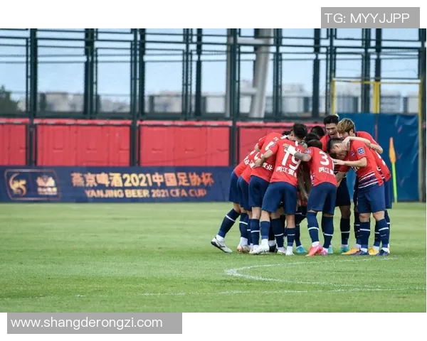 重庆网球队的阵地战革新探索与实践:提升竞技水平的新路径与新思路 重庆网球队的阵地战革新探索与实践:提升竞技水平的新路径与新思路