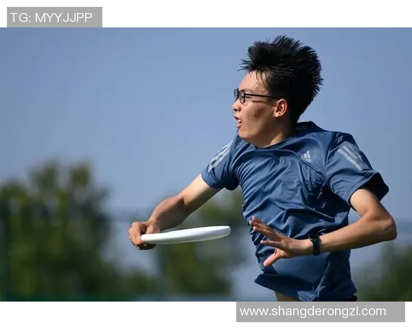 成都飞盘队与武汉飞盘队赛后技术分析与战术复盘 成都飞盘队与武汉飞盘队赛后技术分析与战术复盘