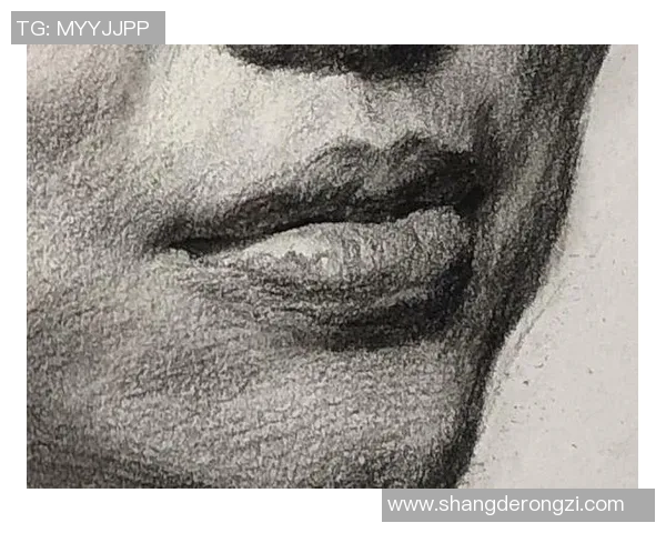 足球明星素描图文全解析展现传奇球员的艺术魅力与风采 足球明星素描图文全解析展现传奇球员的艺术魅力与风采