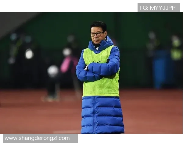 足球盛宴:深入解析上海足球队的战术理念与团队精神 足球盛宴:深入解析上海足球队的战术理念与团队精神